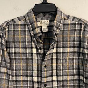 L.L. Bean traditional fit gray plaid flannel shirt